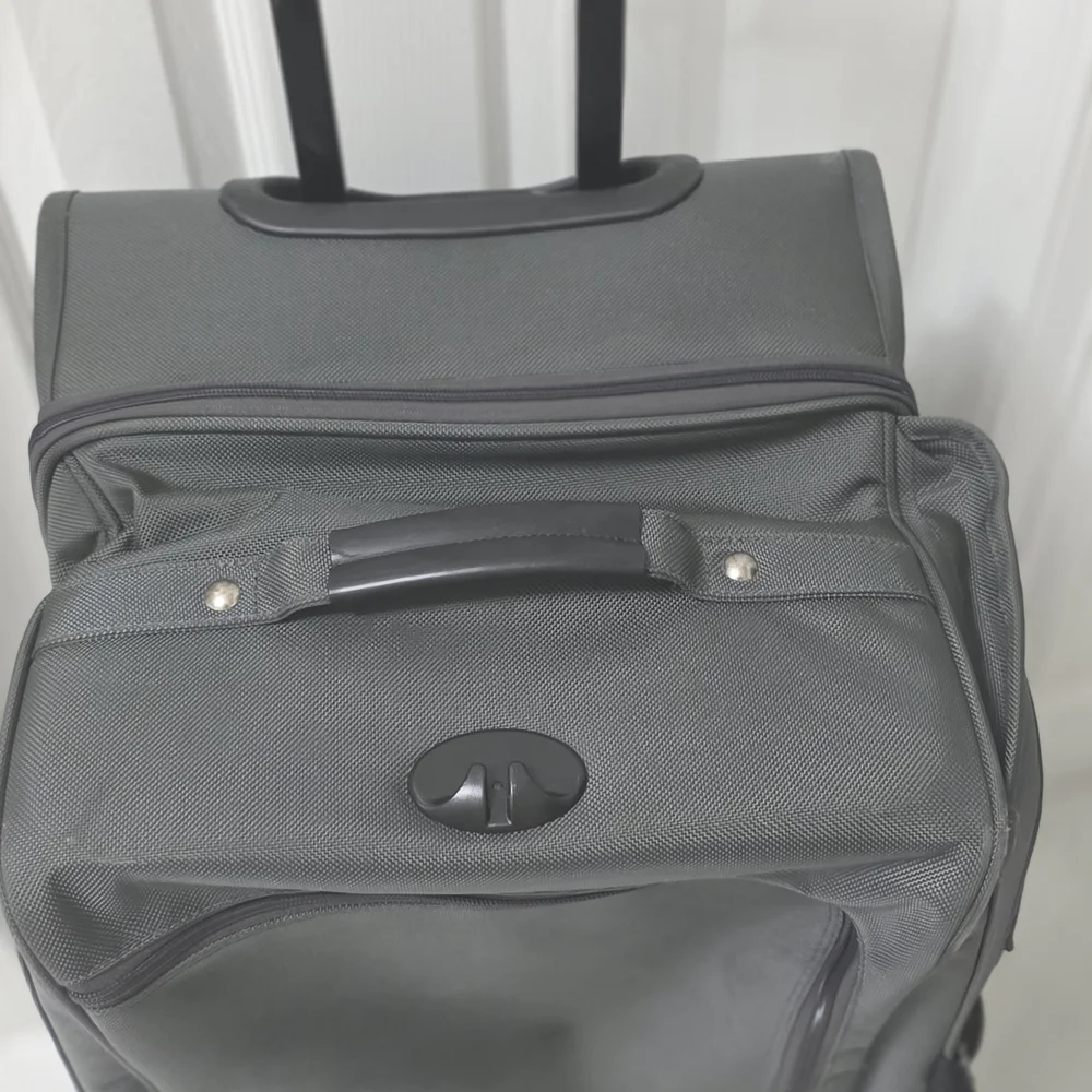 Tumi Alpha Large two-wheel Charcoal Grey Split Rolling Duffle 22041GY0P